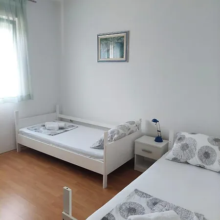 アパート Cherry 2 Ljubuški